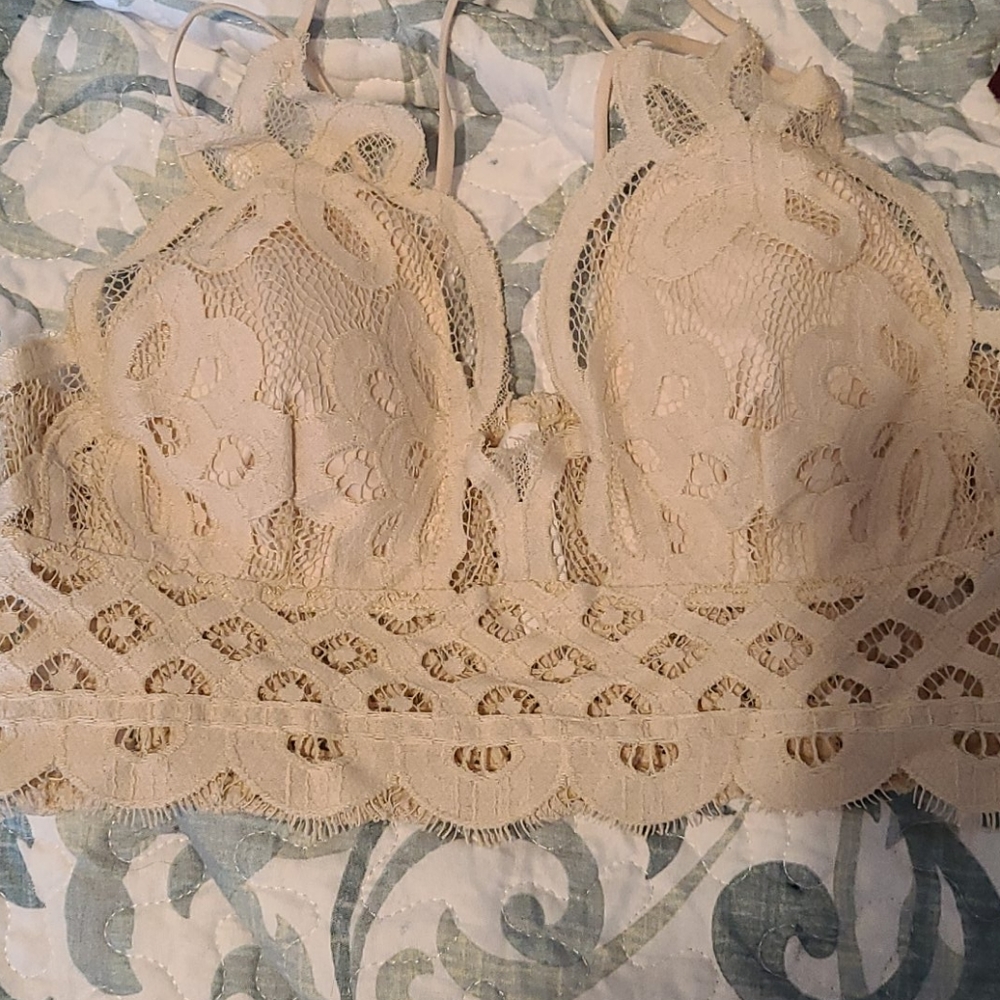 Brand new brallet